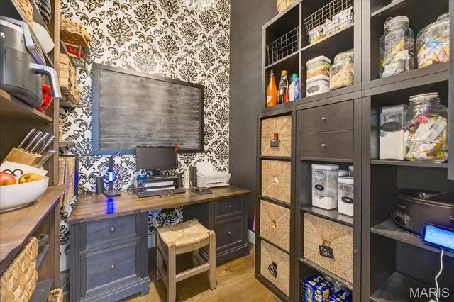 8104 Brickyard Hill Road, Worden, IL 62097