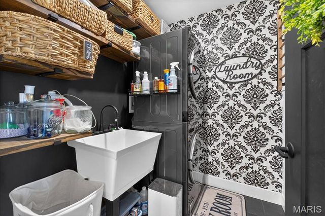 8104 Brickyard Hill Road, Worden, IL 62097