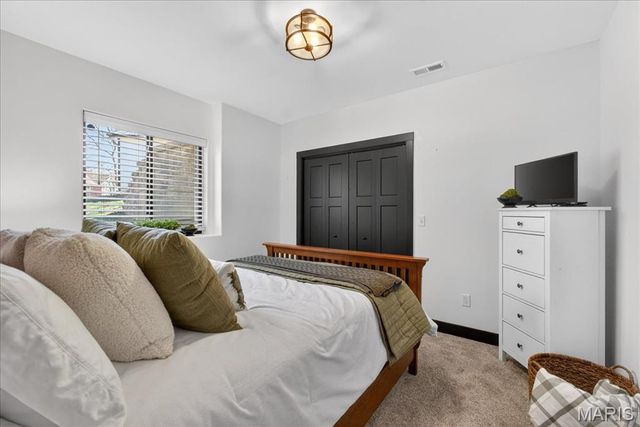 8104 Brickyard Hill Road, Worden, IL 62097