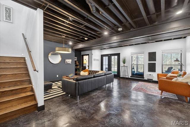 8104 Brickyard Hill Road, Worden, IL 62097