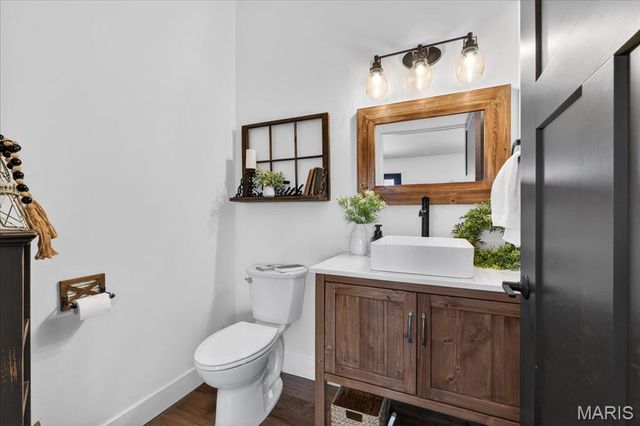 8104 Brickyard Hill Road, Worden, IL 62097