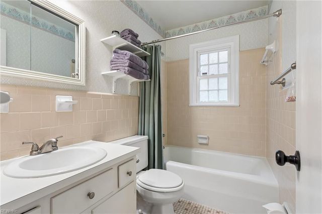 113 Wilderness RD, Hampton, VA 23669