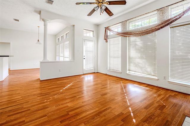 3133 Moonlit Lake Circle, League City, TX 77573