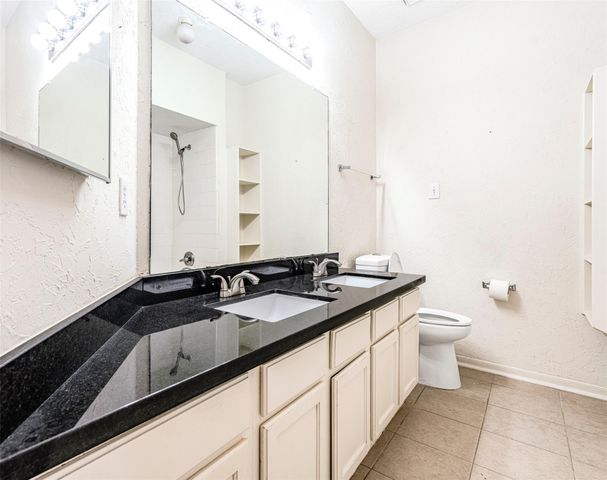 3133 Moonlit Lake Circle, League City, TX 77573