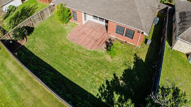 3133 Moonlit Lake Circle, League City, TX 77573