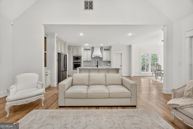 524 King Road, Forsyth, GA 31029