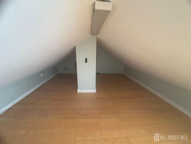 122 South Lincoln Avenue, Middlesex, NJ 08846