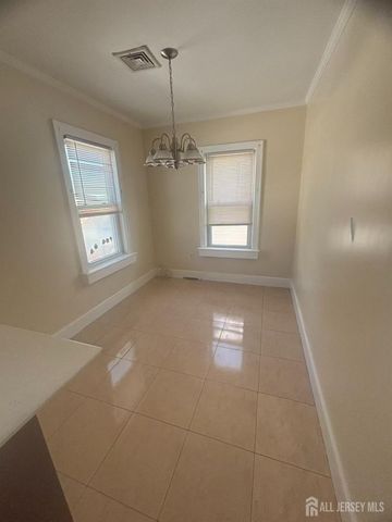 122 South Lincoln Avenue, Middlesex, NJ 08846