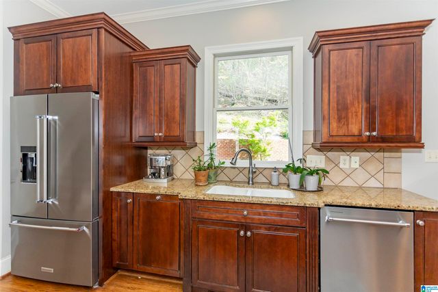 1572 WOODRIDGE PLACE, Vestavia Hills, AL 35216