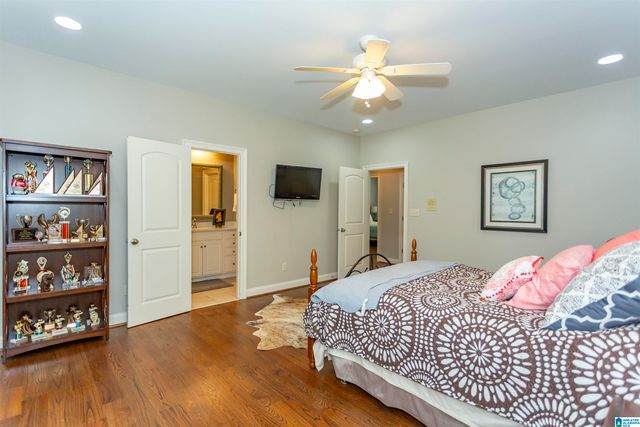 1572 WOODRIDGE PLACE, Vestavia Hills, AL 35216