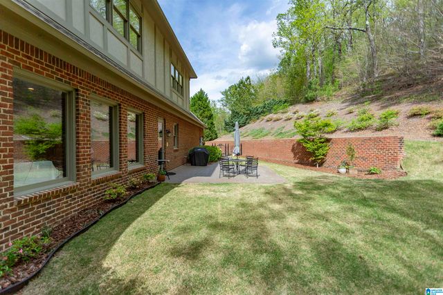 1572 WOODRIDGE PLACE, Vestavia Hills, AL 35216
