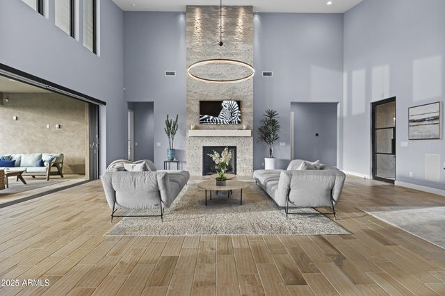 8316 E SAND FLOWER Drive, Scottsdale, AZ 85266