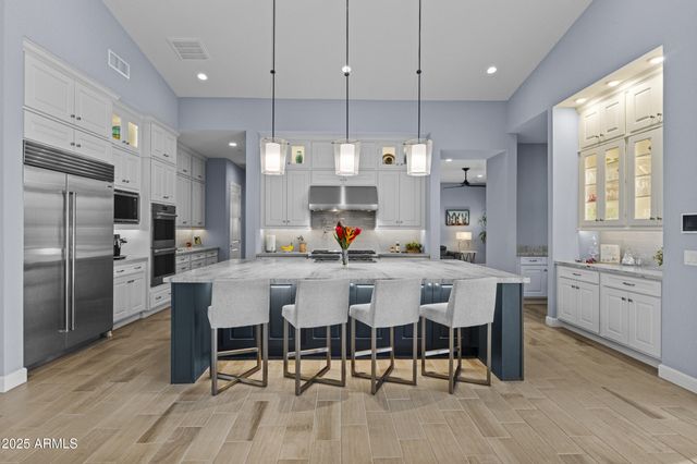 8316 E SAND FLOWER Drive, Scottsdale, AZ 85266