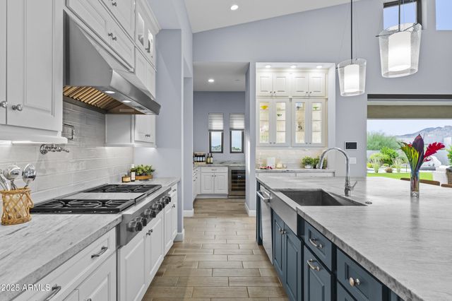 8316 E SAND FLOWER Drive, Scottsdale, AZ 85266