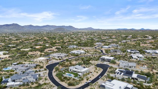 8316 E SAND FLOWER Drive, Scottsdale, AZ 85266