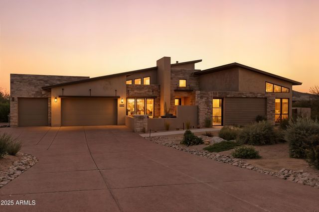 8316 E SAND FLOWER Drive, Scottsdale, AZ 85266