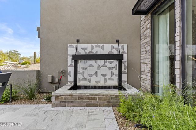 8316 E SAND FLOWER Drive, Scottsdale, AZ 85266