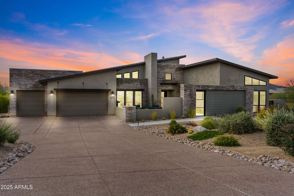 8316 E SAND FLOWER Drive, Scottsdale, AZ 85266