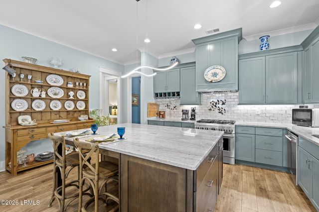 216 Coosaw Point Blvd, Beaufort, SC 29907