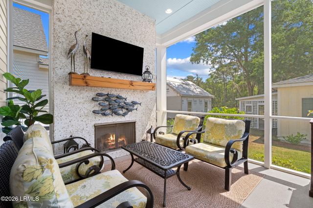 216 Coosaw Point Blvd, Beaufort, SC 29907