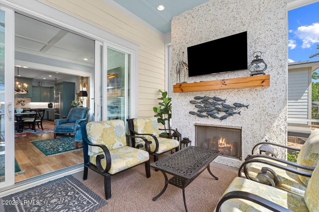 216 Coosaw Point Blvd, Beaufort, SC 29907
