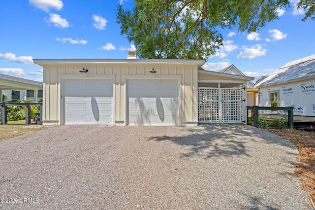 216 Coosaw Point Blvd, Beaufort, SC 29907