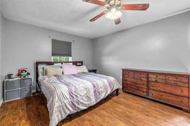 515 Cresthaven Dr, Plum Boro, PA 15239
