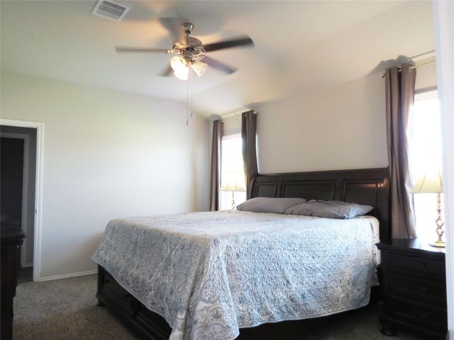 2419 Divot Lane Lane, Navasota, TX 77868