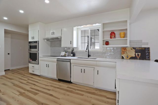 8734 Hermosa Ct, Stockton, CA 95210