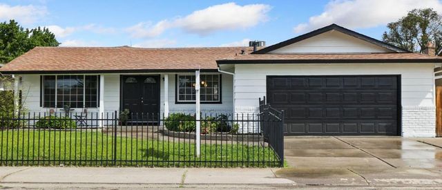 8734 Hermosa Ct, Stockton, CA 95210