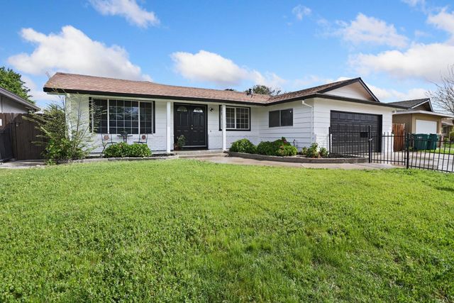 8734 Hermosa Ct, Stockton, CA 95210