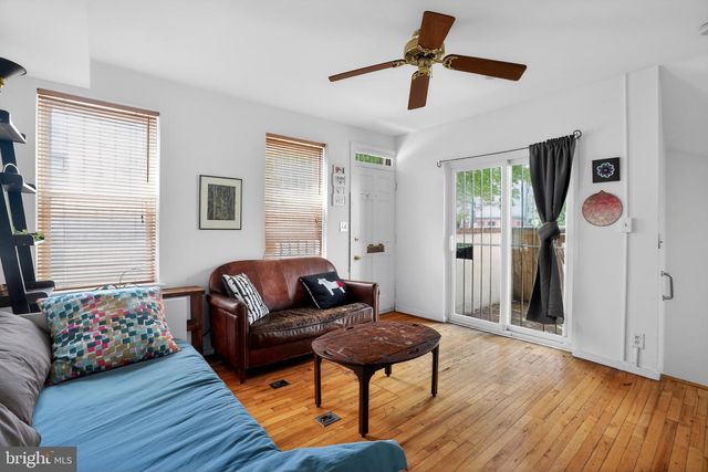 427 QUEEN ST, Philadelphia, PA 19147