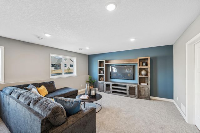 4523 89th Street NE, Monticello, MN 55328