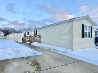 4539 Carlton Road, Sterling Heights, MI 48310