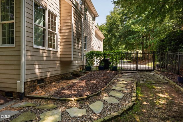 4305 Taylor Hall Place, Chapel Hill, NC 27517
