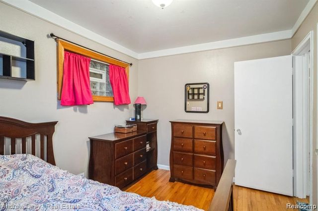 11141 Karen Street, Livonia, MI 48150