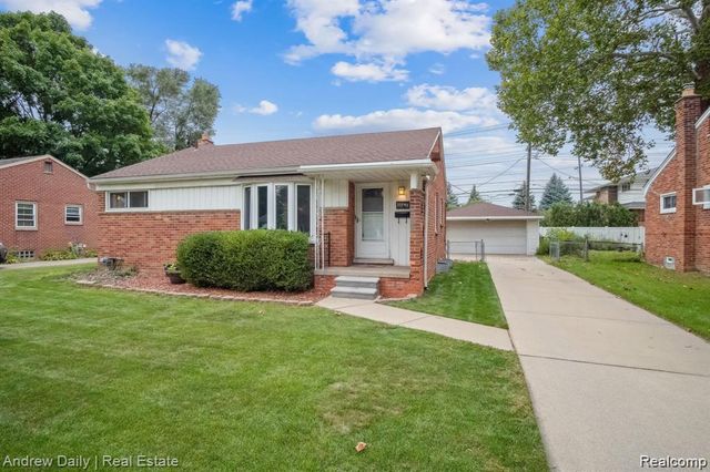 11141 Karen Street, Livonia, MI 48150