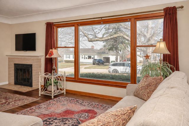 263 Byrnbrae St., Waterloo, IA 50701