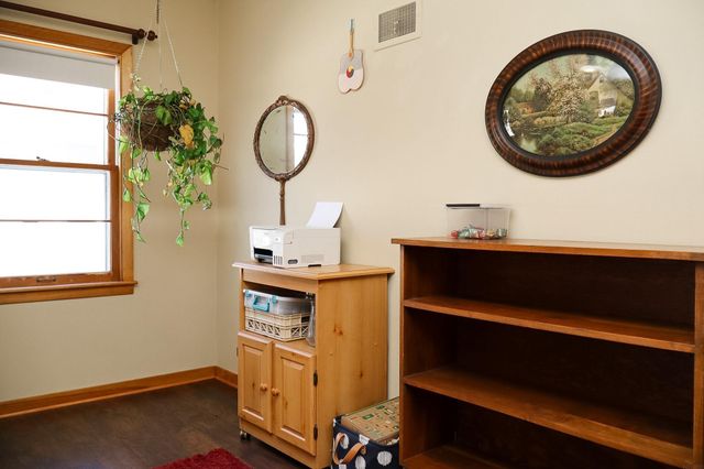 263 Byrnbrae St., Waterloo, IA 50701