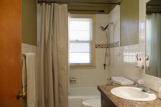 263 Byrnbrae St., Waterloo, IA 50701