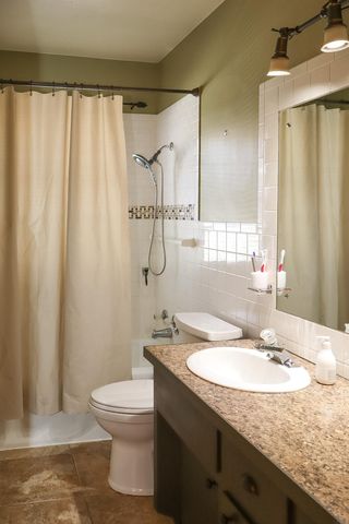 263 Byrnbrae St., Waterloo, IA 50701