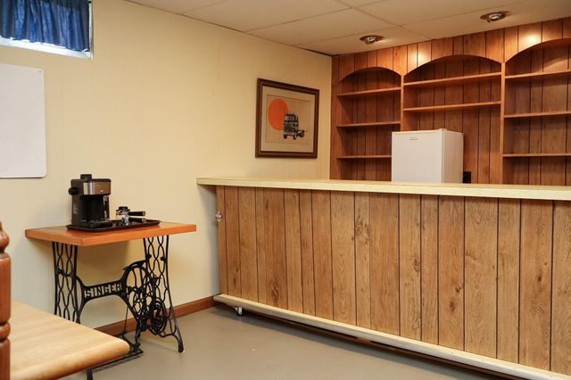 263 Byrnbrae St., Waterloo, IA 50701