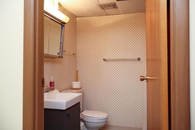 263 Byrnbrae St., Waterloo, IA 50701