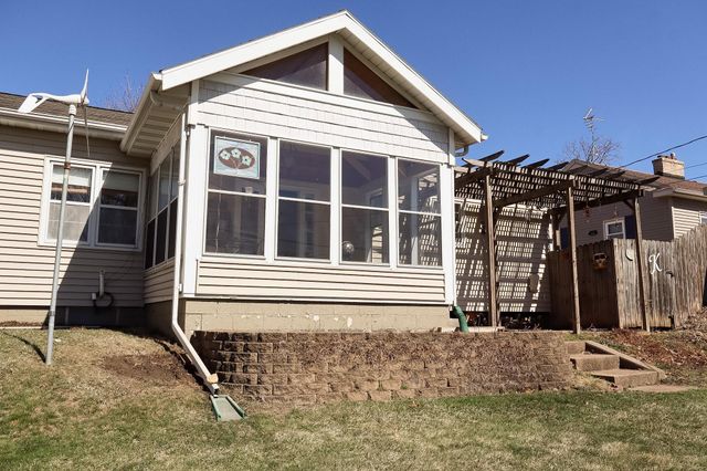 263 Byrnbrae St., Waterloo, IA 50701