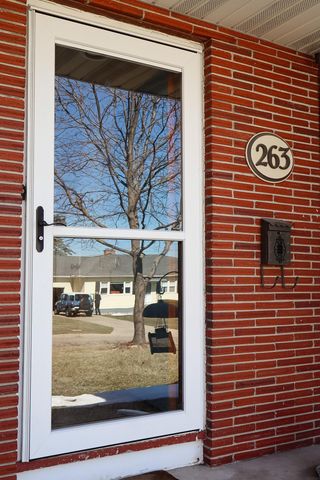 263 Byrnbrae St., Waterloo, IA 50701