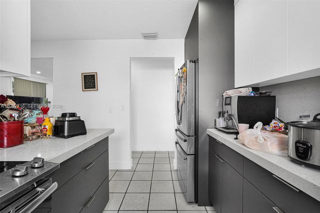 3280 NW 213th Ter, Miami Gardens, FL 33056
