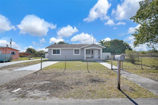 3280 NW 213th Ter, Miami Gardens, FL 33056