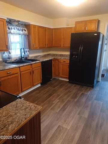 1308 Central, Joplin, MO 64801