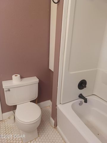 1308 Central, Joplin, MO 64801