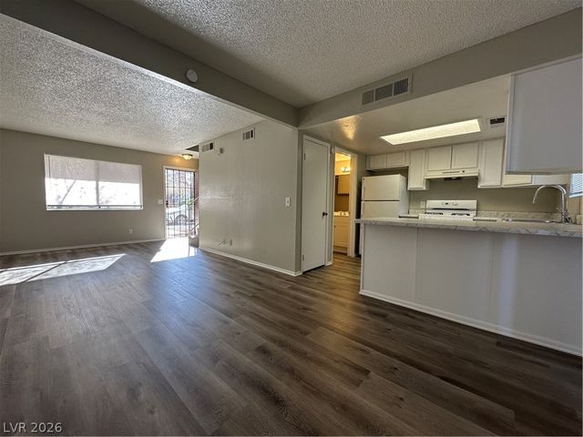 181 Bel Port Drive 184, Las Vegas, NV 89110